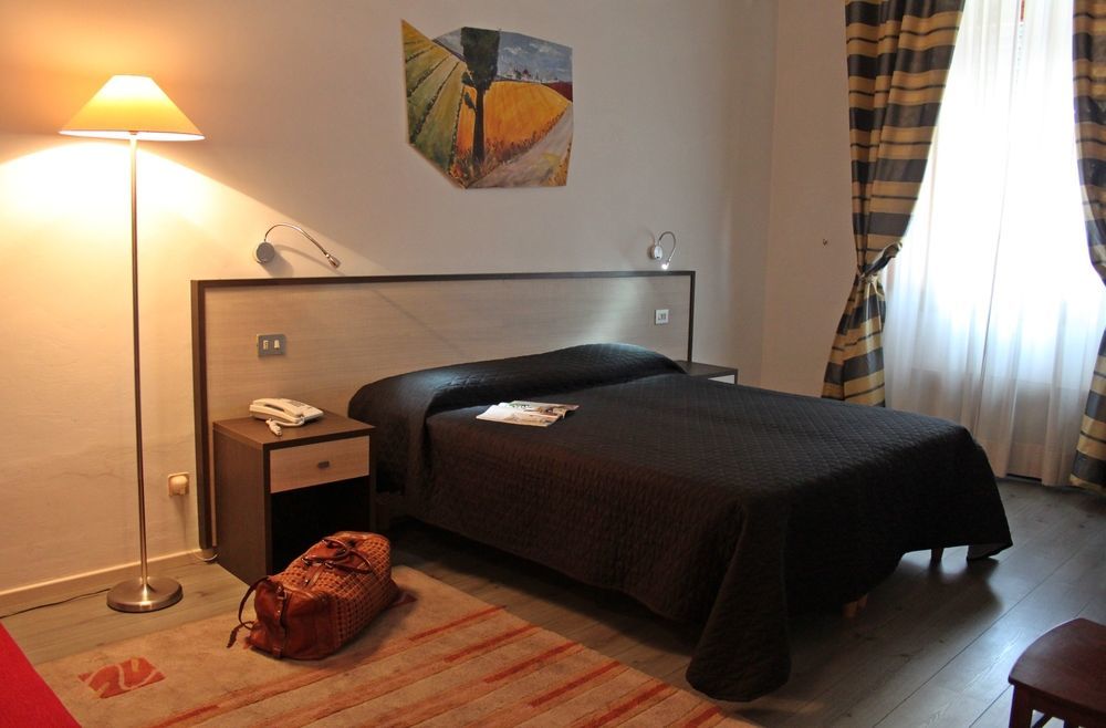 Hotel Magenta Firenze Kültér fotó